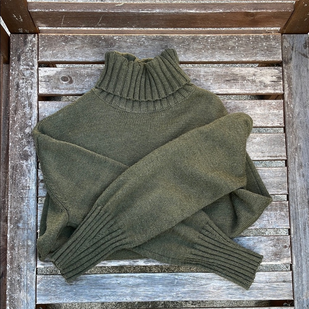 Green, Turtle Neck Sweater